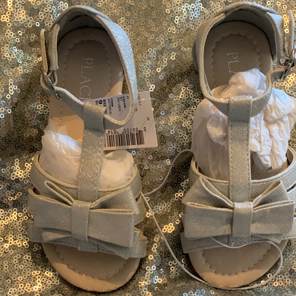 Children’s Place size 9 Silver sandals